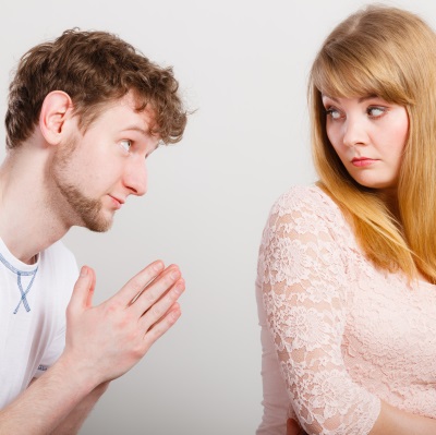 Why you shouldn't rush to say sorry in a crisis